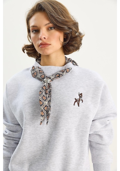 Shade Kadın Fular Detaylı Ceylan Nakışlı Üç İplik Şardonlu Oversize Sweatshirt 6916 60283615 - Gri