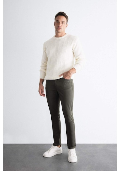 Defacto Chino Kanvas Pantolon Slim Fit Dar Kesim Pamuklu Esnek Dar Paça C9441AX24AUKH444 Haki Defacto Chino Kanvas Pantolon Slim Fit Dar Kesim Pamuklu Esnek Dar Paça C9441AX24AUKH444 Haki