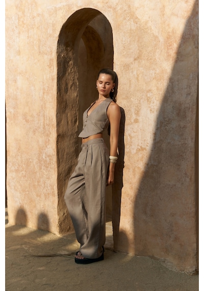Mai Collection Mai Studios Co. Lvdovila Füme Keten Crop Yelek Pantolon Takım Füme Mai Collection Mai Studios Co. Lvdovila Füme Keten Crop Yelek Pantolon Takım Füme