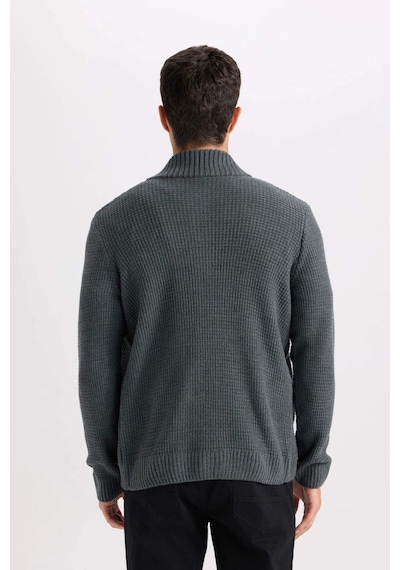 DeFacto Standart Fit Normal Kesim Yarım Balıkçı Yaka Fermuarlı Waffle Hırka R1195AZNSAR4