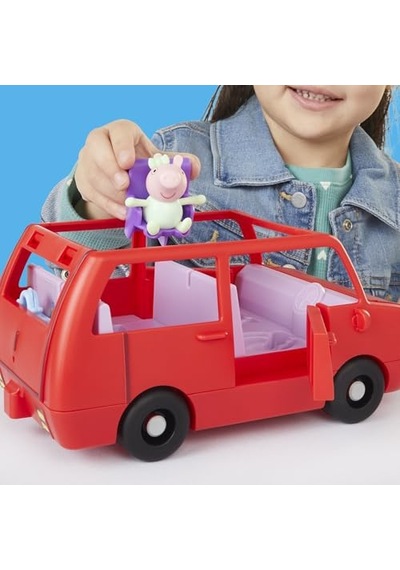 Peppa'nın Büyük Aile Arabası Oyun Seti