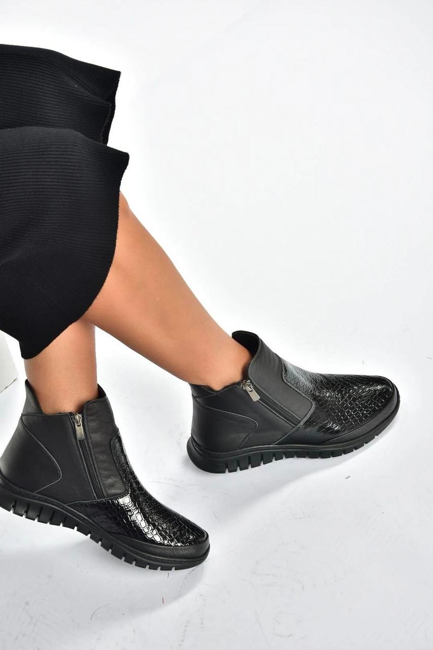 Fox Shoes V555709303 Siyah Hakiki Deri Kroko Baskılı Kadın Bot Siyah-hakiki Deri