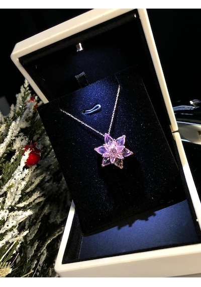Vog Pembe Taşlı Lotus Çiçeği Büyük Boy 925 Ayar Gümüş Sevgiliye Eşe Anneye Kolye