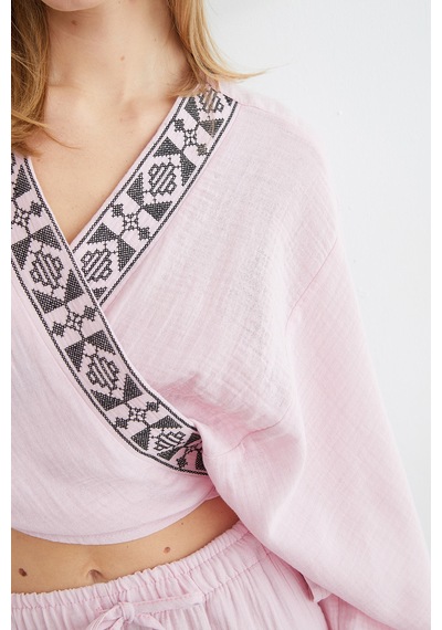 Fullamoda Yakası Ve Kolu Nakışlı Bağlamalı Kimono Pembe