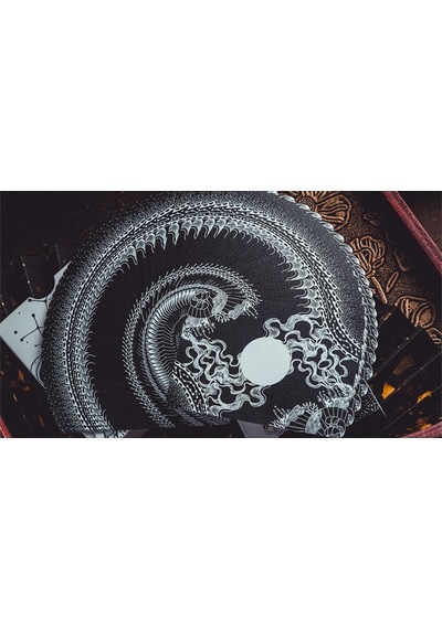 King Star Twelve Imperial Symbols Monochrome Premium Oyun Kağıdı Limited Edition Koleksiyonluk İskambil Kartları