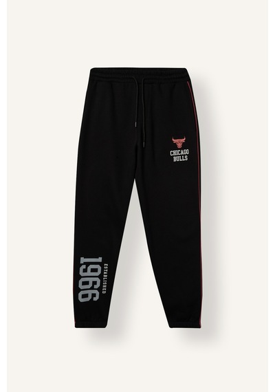 Defacto Nba Chicago Bulls Standart Fit Baskılı Kalın Jogger I8888ax26wnbk81 Siyah-bk81