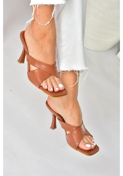 Fox Shoes Taba Çapraz Bantlı Kalın Topuklu Kadın Terlik P590033009 Taba-suni Deri Taba