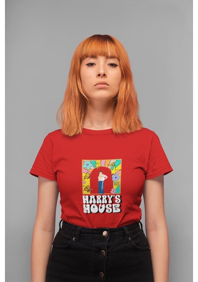Noıssey Harry Styles - Harry's House Tasarımlı Standart Kalıp Unisex Kırmızı T-shirt