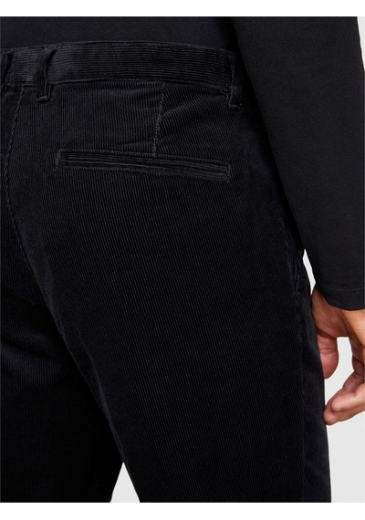 Sisley %100 Koton Slim Fit Fitilli Kadife Pantolon Erkek Siyah T-shirt - 323a4sfrsf03d
