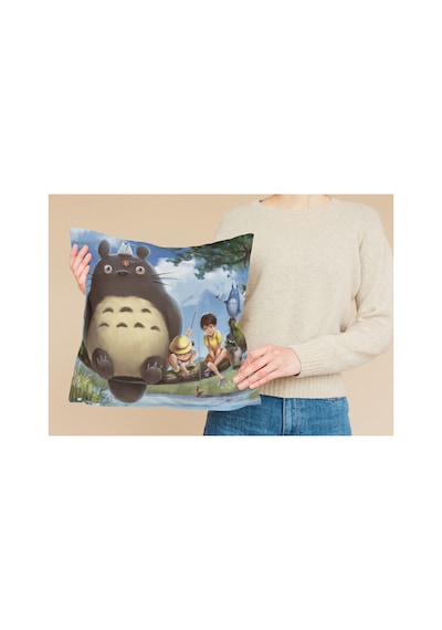 Totoro Desenli Kare Yastık Kılıfı Çok Renkli