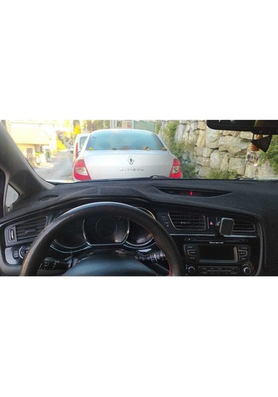 2006-2012 Modellerine Uygun Kia Ceed Torpido Koruma Halısı Siyah Kenar Renk Siyah