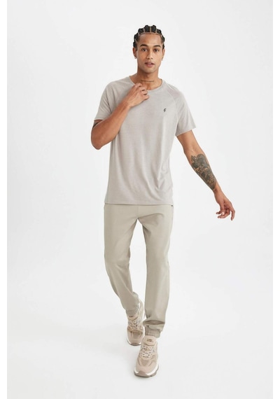 DeFactoFit Standart Fit Bisiklet Yaka Sporcu Kısa Kollu Tişört C9182AX24AUGR317