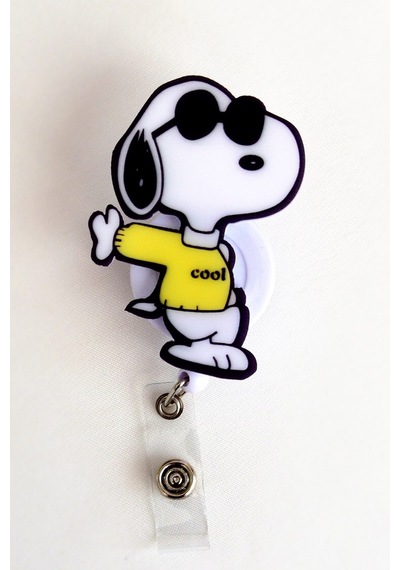 Sarı Kazaklı Snoopy Temalı Yoyo Yaka Kartlığı