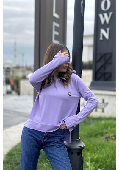 WeShaya Kadın Lila Uzun Kol, Yırtmaç Detaylı, Arma Ve Yazı Detaylı, Kapüşonlu Sweatshirt Bluz Lila WeShaya Kadın Lila Uzun Kol, Yırtmaç Detaylı, Arma Ve Yazı Detaylı, Kapüşonlu Sweatshirt Bluz Lila