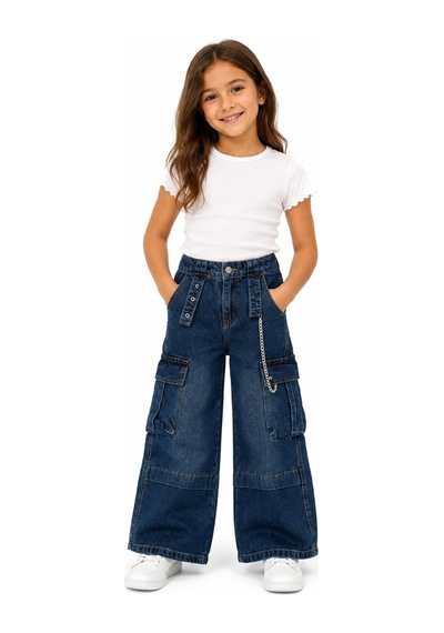 İrem Kız Çocuk Çift Kargo Cepli Geniş Paça Model Zincir Aksesuarlı Lacivert Renk Kot Pantolon İrem Kız Çocuk Çift Kargo Cepli Geniş Paça Model Zincir Aksesuarlı Lacivert Renk Kot Pantolon
