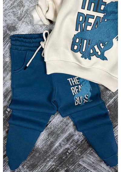 Riccotarz Erkek Çocuk Önü Yazı Ve Dino Baskılı Kapşonlu Sweatshirt 3 İplik Mavi Eşofman Takım Riccotarz Erkek Çocuk Önü Yazı Ve Dino Baskılı Kapşonlu Sweatshirt 3 İplik Mavi Eşofman Takım