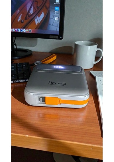 H26 10000 Mah Power Bank Pd 20w Ve Usb 22.5w Fast Hızlı Şarj Dahili Type C Ve Lightning Kablolu Dünya Standartları