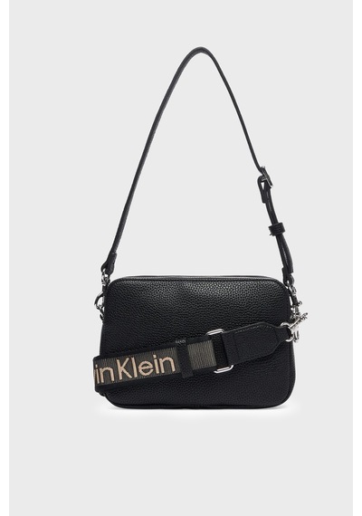 Calvin Klein Logolu Çıkarılabilir Askılı Çanta Lv04f3656gub1 Bayan Çanta Lv04f3656g Ub1 Siyah