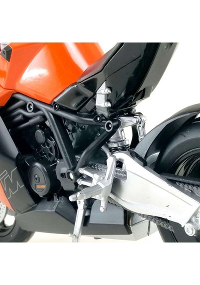 Welly 1 10 1190 Rc8 Model Motosiklet