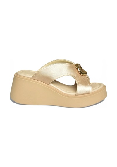 Fox Shoes Y973965404 Bej Kumaş Dolgu Tabanlı Kadın Terlik Bej