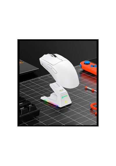 X1 Kablosuz Gaming Mouse Dokunmatik Rgb Şarj Standlı, 53g Süper Hafif Fare, Pixart Paw3395pro Sensör, 40000 Dpı, Bt/2.4g/kablolu Üçlü Mod, Windows/xbox/ps/mac Uyumlu Beyaz