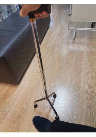 Yüksekliği Ve Sağ Sol Yönü Ayarlanabilir Üç Ayaklı Tripod Destek Denge Bastonu