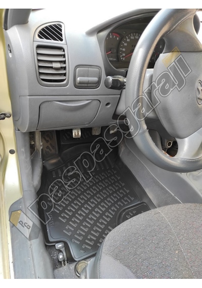 Hyundai Accent Admire 2000-2006 Arası 3D Havuzlu Paspas Hyundai Accent Admire 2000-2006 Arası 3D Havuzlu Paspas