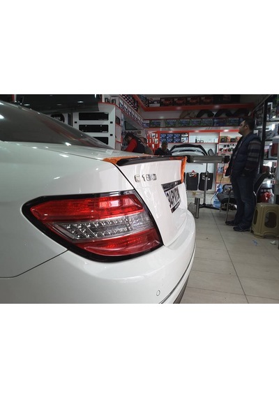 Mercedes W204(07-13)C Seri Spoiler Bagaj (Kalın)