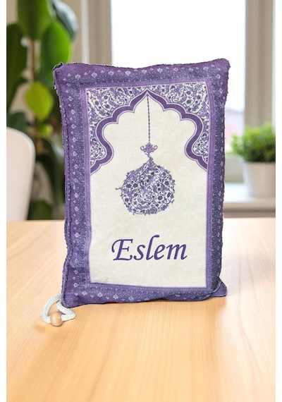 Nakış İşlemeli İsimli Kadife İpek Dokulu Mihrap Desenli Keseli İnci Tesbihli Seccade Mor Mor