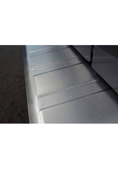 Renault Trafic 3 Krom Arka Tampon Eşiği Taşlı 2015 ve Sonrası