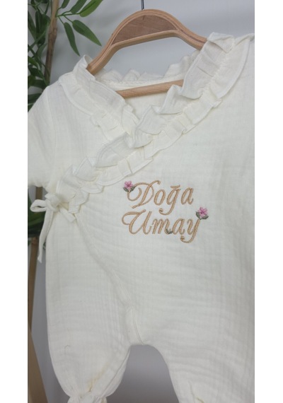 Gros Shop Müslin Yeni Doğan 4katlı Organik %100pamuk Kişiye Özgü Nakışlı Hastane Çıkış Seti Çoklu Kalp-1 Ekru-2