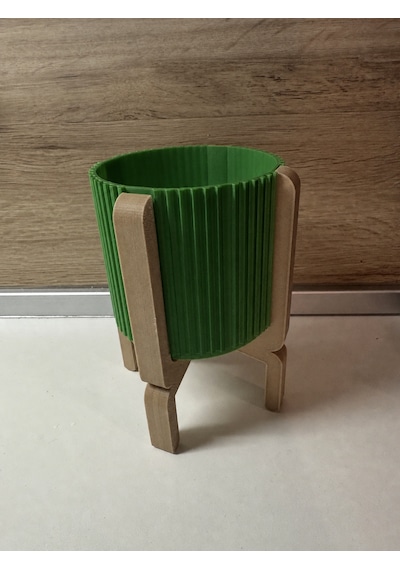 3d Baskı Ayaklı Çizgili Saksı - Bej Standlı Dekoratif Saksı - Yeşil