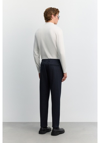 Avva Erkek Lacivert Klasik Bel Yanı Lastikli Soft Touch Relaxed Fit Pantolon A62y3068