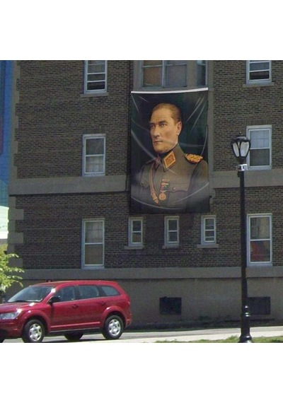 Üniformalı Gazi Mustafa Kemal Atatürk Poster Cephe Bayrak-3x4,5metre 1