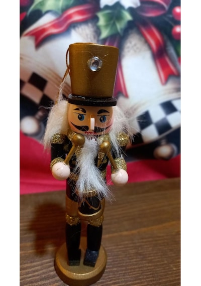 Kuşun Asker/fındıkkıran Ahşap 13 Cm Siyah