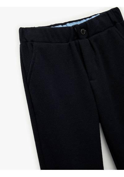 Koton Beli Lastikli Cep Detaylı Lastikli Paça Pantolon Görünümlü Eşofman Altı Lacivert 7wkb40031tk Koton Beli Lastikli Cep Detaylı Lastikli Paça Pantolon Görünümlü Eşofman Altı Lacivert 7wkb40031tk