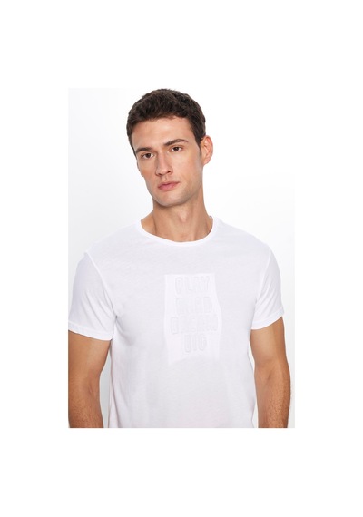 Tudors Erkek Slim Fit Dar Kesim %100 Pamuk Yumuşak Dokulu Baskılı Beyaz Bisiklet Yaka Tişört-31700 Beyaz Tudors Erkek Slim Fit Dar Kesim %100 Pamuk Yumuşak Dokulu Baskılı Beyaz Bisiklet Yaka Tişört-31700 Beyaz