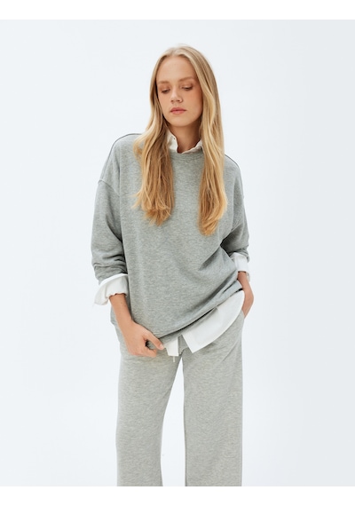 Koton Basic Sweatshirt Bisiklet Yaka Uzun Kollu Rahat Kalıp Gri 5sak10053ek Gri Koton Basic Sweatshirt Bisiklet Yaka Uzun Kollu Rahat Kalıp Gri 5sak10053ek Gri
