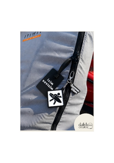 Paddle Board Charm Anahtarlık -summer Vibes Figürlü Çanta Aksesuarı-kutu İçecek Açacaklı Anahtarlık-3d Dekoratif Baskı-siyah Siyah