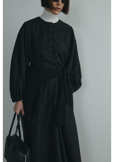 Suud Collection Siyah Kaia Düğmeli Maxi Elbise