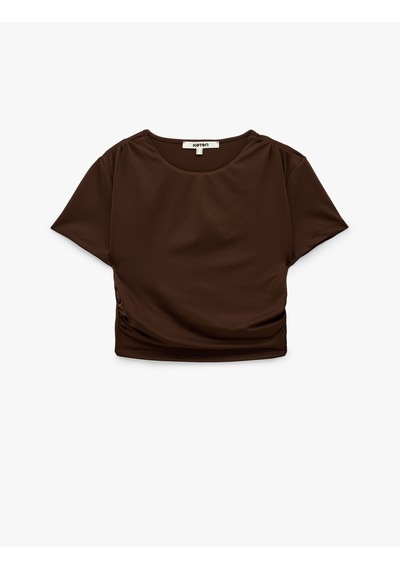 Koton Drape Detaylı Slim Fit Bisiklet Yaka Kısa Kollu Crop Tişört Kahverengi 6sak50066pk Kahve Koton Drape Detaylı Slim Fit Bisiklet Yaka Kısa Kollu Crop Tişört Kahverengi 6sak50066pk Kahve