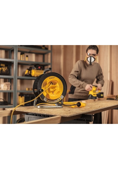 Stanley ST-G-3515+2 Makaralı Kablo 35 Mt, 3x1.5mm, 1 Prizli, IP44