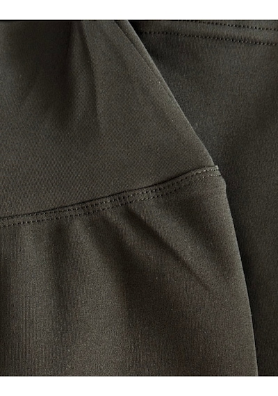 Alya Underwear Diz Altı Kapri Tayt Yüksek Bel Likralı Parlak Dalgıç Kumaş, Antrasit Füme SiYAH Alya Underwear Diz Altı Kapri Tayt Yüksek Bel Likralı Parlak Dalgıç Kumaş, Antrasit Füme SiYAH
