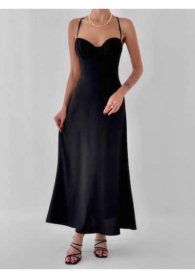 Fashion Cocktail Feminen Büstiyer Detaylı Korsajlı Drapeli Üst Bölüm Akışkan Saten Etekli Maxi Elbise Siyah Fashion Cocktail Feminen Büstiyer Detaylı Korsajlı Drapeli Üst Bölüm Akışkan Saten Etekli Maxi Elbise Siyah