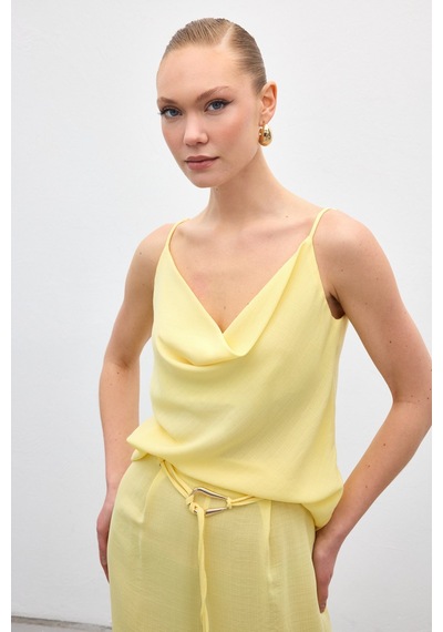 Sateen Degaje Yaka Dökümlü Bluz - Sarı-136693 Sarı