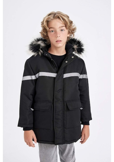DeFacto Erkek Çocuk Çıkarılabilir Suni Kürk Yaka Kapüşonlu Pelüş Astar Parka C8786A824WNBK27