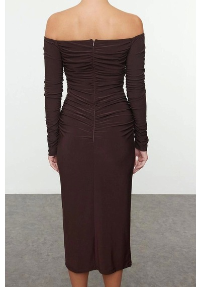 Ersefa Moda Stil Fitted Carmen Yaka Midi Boy Vücuda Oturan Örme Elbise Kahverengi