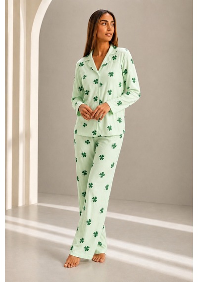 Kadın Önden Düğmeli Uzun Kollu Alt Üst Yeşil Pijama Takımı