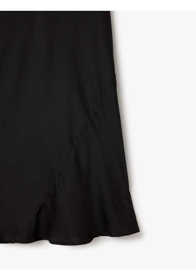 Koton İp Askılı Degaje Yaka Volanlı Slip Midi Abiye Elbise Siyah 5sak80001fw Siyah Koton İp Askılı Degaje Yaka Volanlı Slip Midi Abiye Elbise Siyah 5sak80001fw Siyah