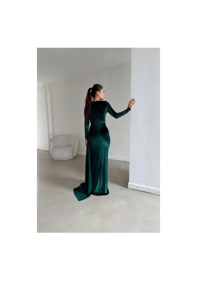 DefyModa Kadın Özgün Tasarım Esnek Kadife Kumaş Kruvaze Yaka Kuyruklu Abiye Elbise Zümrüt DefyModa Kadın Özgün Tasarım Esnek Kadife Kumaş Kruvaze Yaka Kuyruklu Abiye Elbise Zümrüt